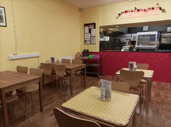 Bread & Roses Community Cafe