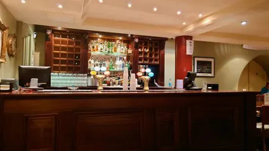 Players Bar and Kitchen