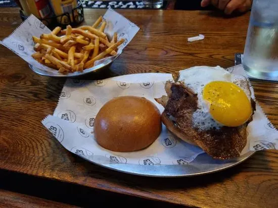 Black Iron Burger | Hamburger restaurant