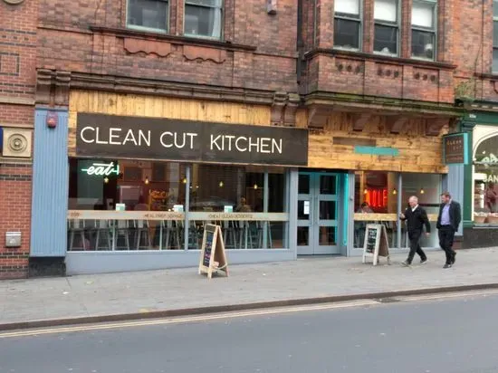 Clean Cut Kitchen