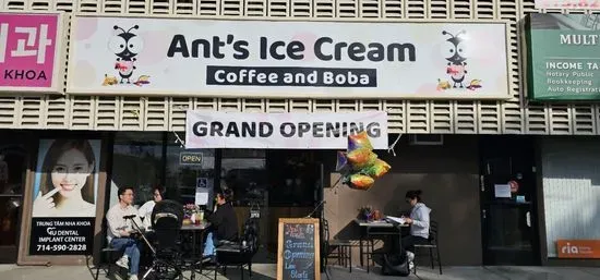 Ant's Ice Cream, Coffee and Boba