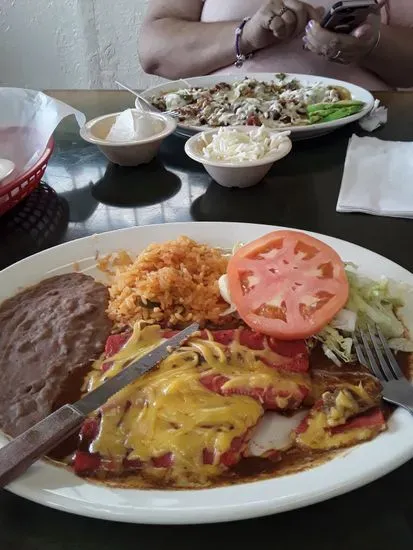 Las Carnitas food truck