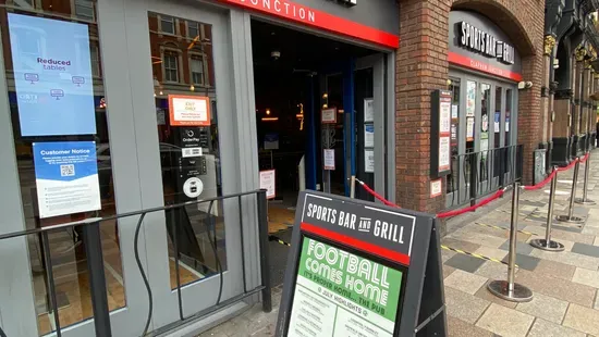 Sports Bar & Grill - Clapham Junction