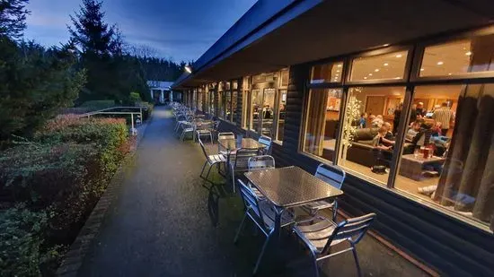 Lakeside Restaurant