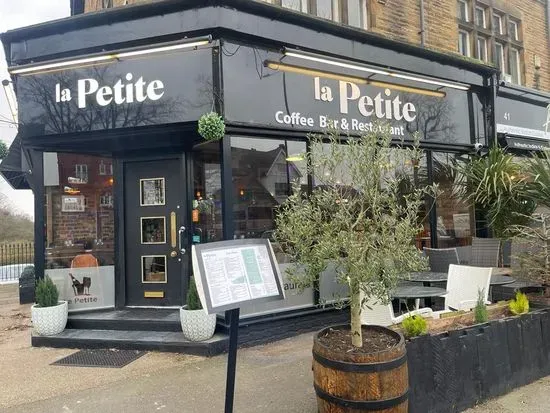 La Petite Bar & Restaurant