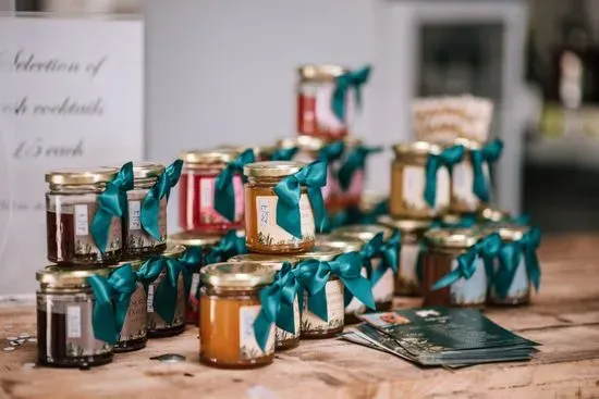 Cocktail Bar in a Jar