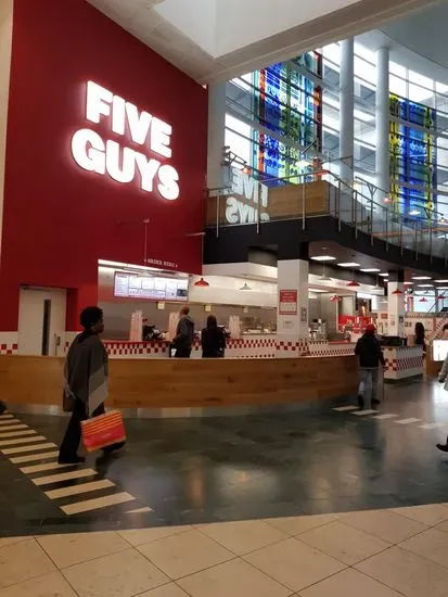 Five Guys Milton Keynes