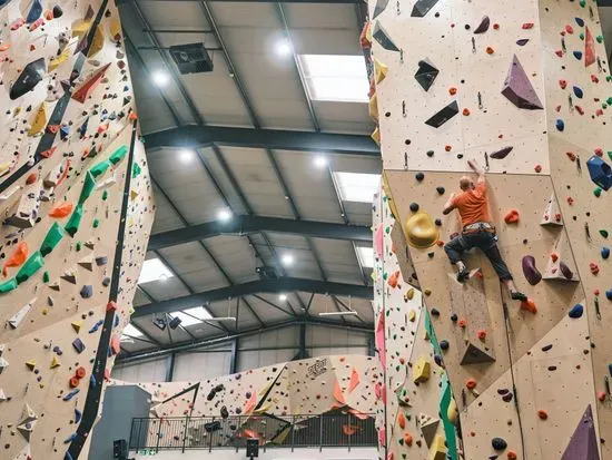 Big Depot Climbing Centre (Leeds)