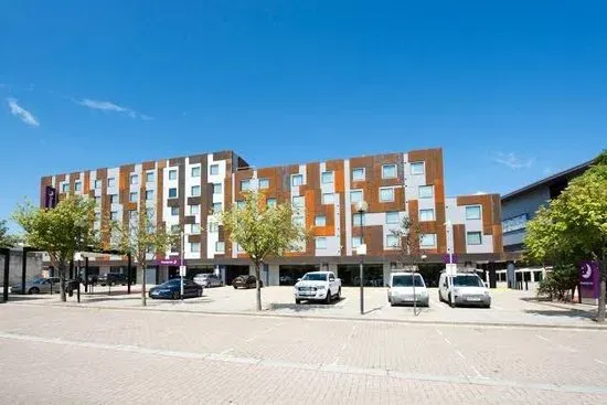 Premier Inn Milton Keynes Central (Theatre District) hotel