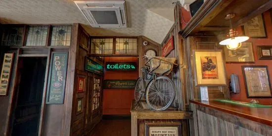 Molly Malone's Irish Tavern