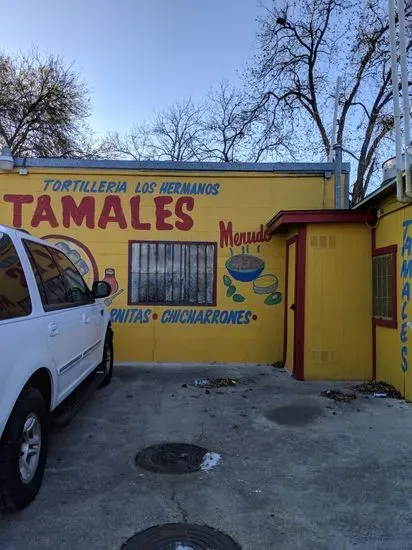 Los Hermanos Tortilleria