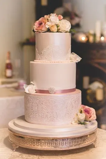 Roses and Ruffles Wedding Cakes