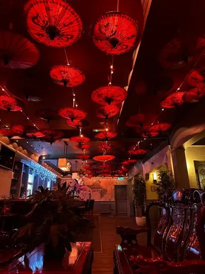 The Dumpling Tree Bar & Restaurant