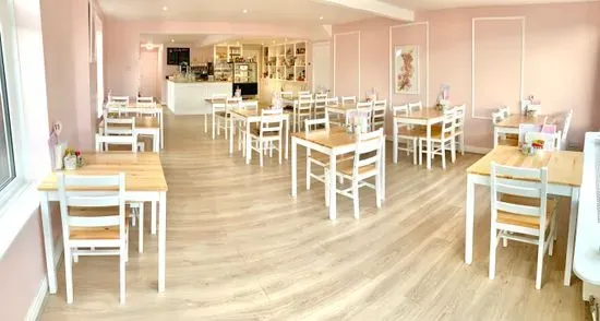 Milliefox Cakes & Cafe