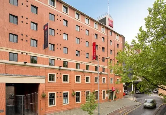 ibis Sheffield City