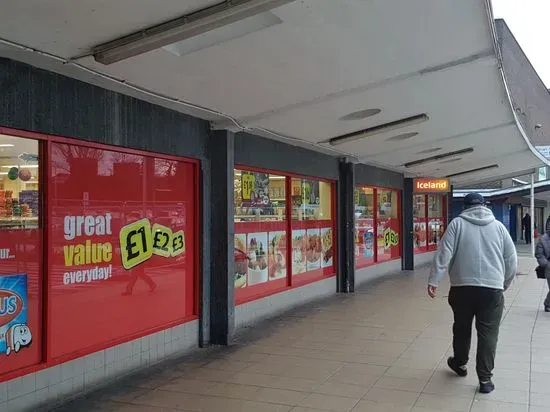 Iceland Supermarket Essex