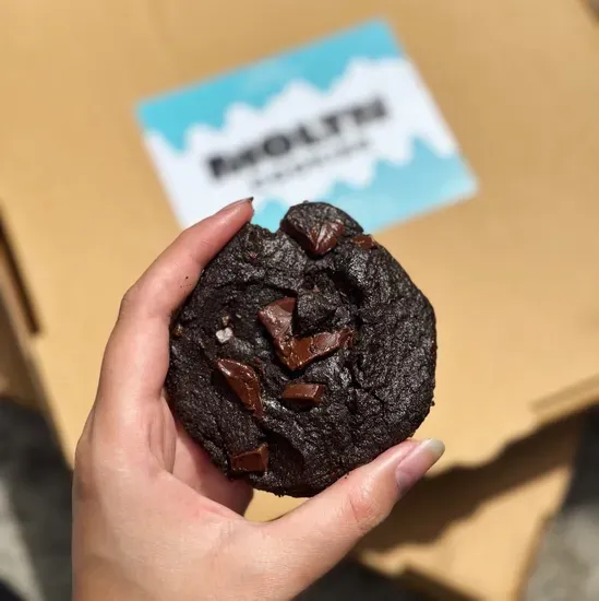 MOLTN Cookies - Baked To Order Cookies