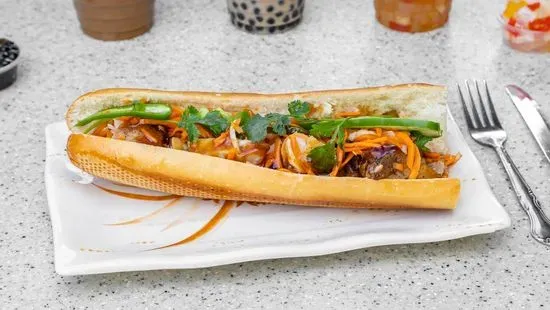 Bánh Mì & Chè Cali