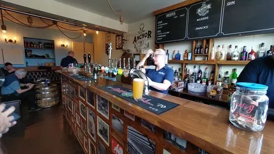 Camerons Brewery Tap & Bottle Shop