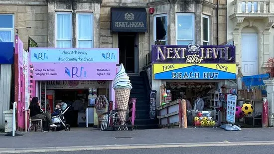 PJ's Ice Cream Parlour