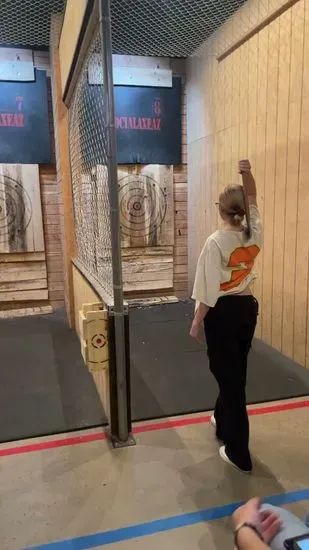 Social Axe Throwing