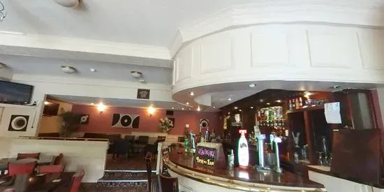 The Murray Bar