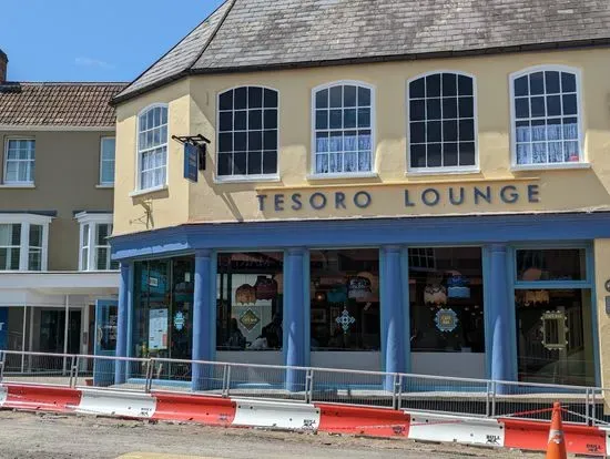 Tesoro Lounge