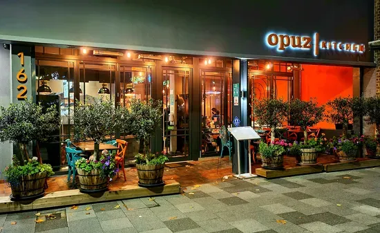 Opuz Kitchen & Bar Hemel