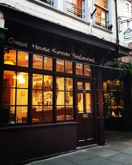 Omoni house