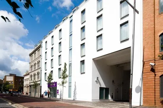 Premier Inn Belfast City Cathedral Quarter hotel