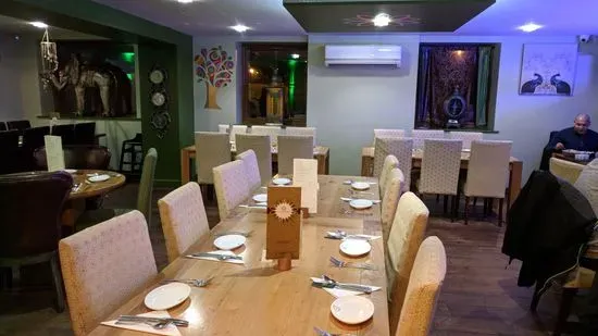 Cardamon Green Restaurant