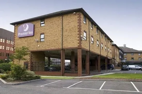 Premier Inn Romford Central (Mercury Gardens) hotel