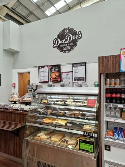 Dee Dee's Family Café