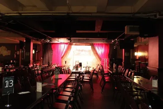 Broadway Comedy Club