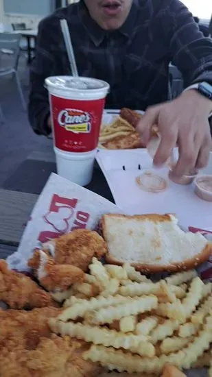 Raising Cane's Chicken Fingers