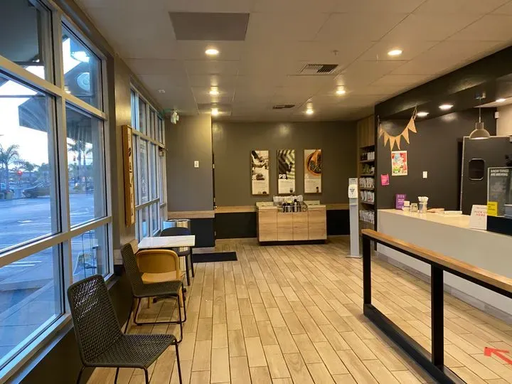 The Coffee Bean & Tea Leaf Pismo Beach, CA Checkle