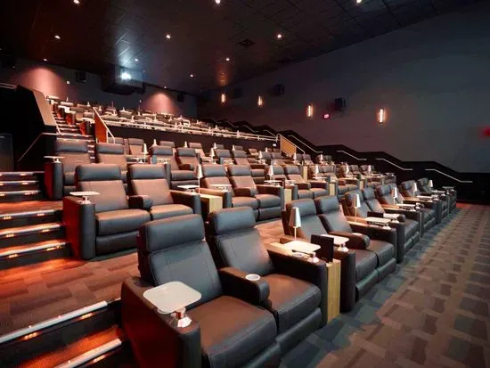 Cinépolis Luxury Cinemas La Costa Paseo Real