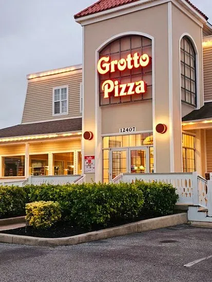 Grotto Pizza