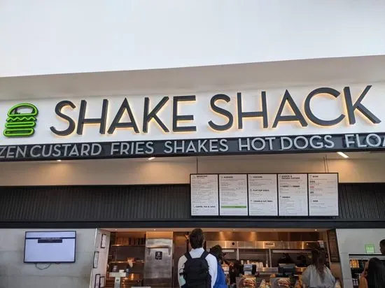 Shake Shack Louis Armstrong New Orleans Airport