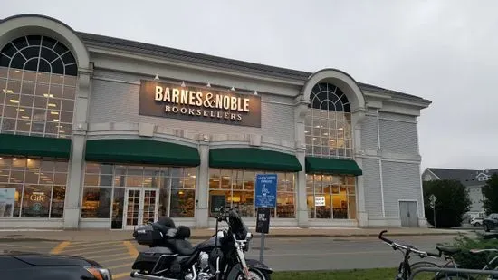 Barnes & Noble