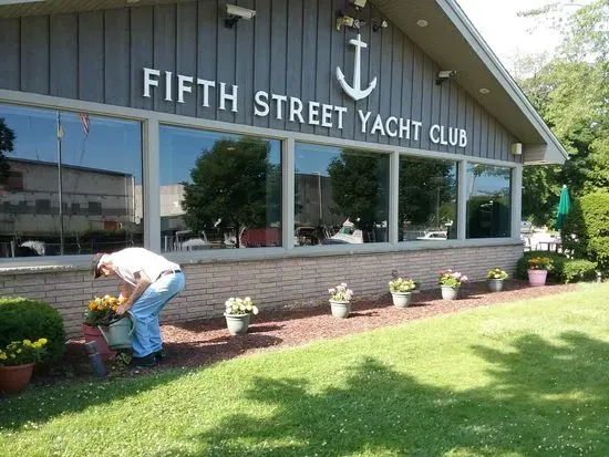 Fifth Street Yacht Club