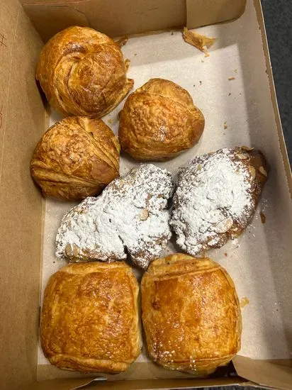 Trompeau Bakery - Cafe Croissant