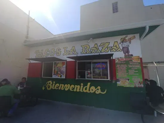 Tacos La Raza