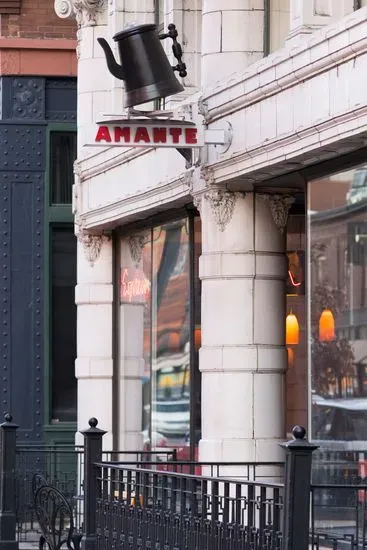 Amante Coffee at the Oxford