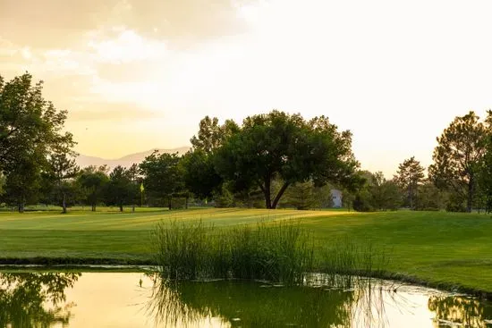 Fore Lakes Golf Course