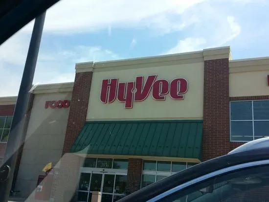 Hy-Vee Grocery Store