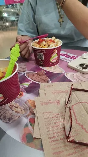 Menchie's Frozen Yogurt