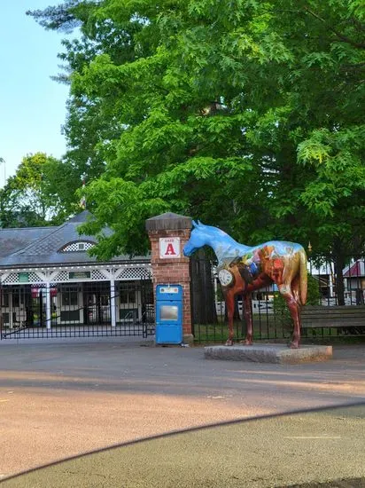 The Porch @ Saratoga Racetrack