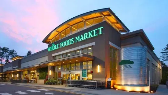 Market at Colonnade Center