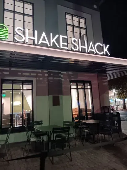 Shake Shack Walnut Creek